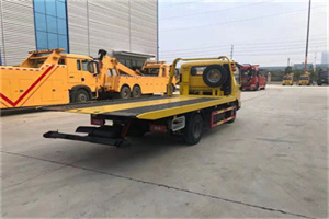 宕昌非事故拖车