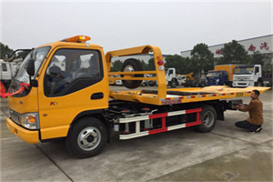 宕昌哪里有拖车服务