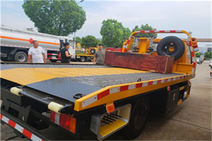 宕昌附近拖车电话号码服务