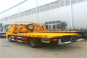 宕昌附近拖车救援搭电